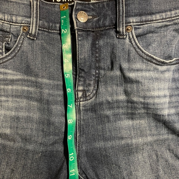 Torrid Bombshell Skinny Premium Stretch High-Rise Jean Size 14R - Picture 3 of 5